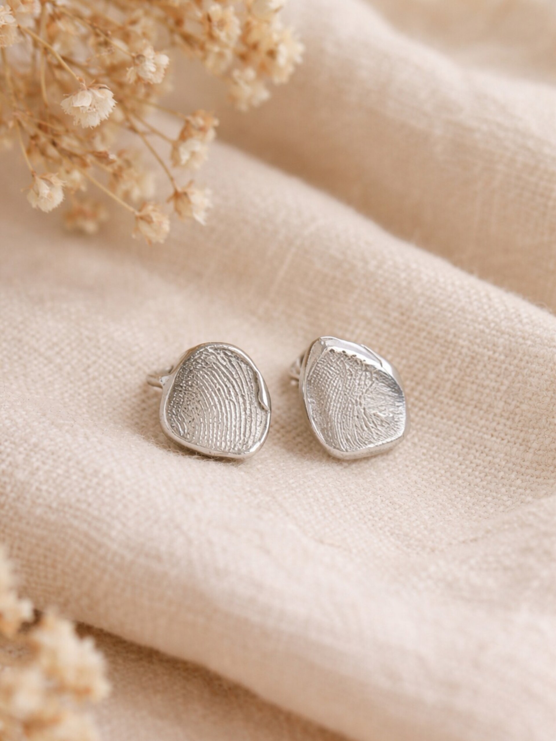 Pendientes con huella personalizada en plata | Joyas únicas con significado - 1