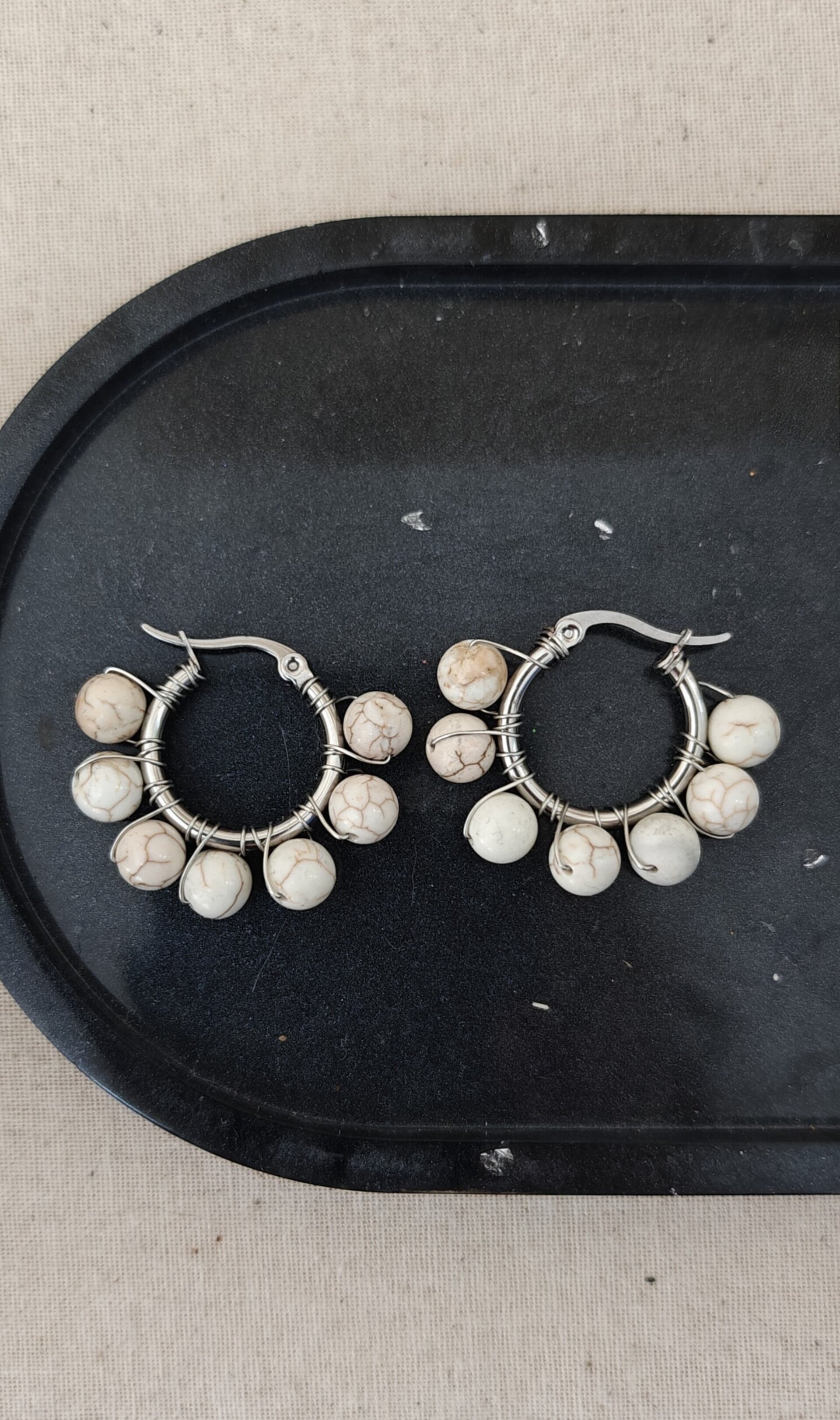 Aros Howlita - 2