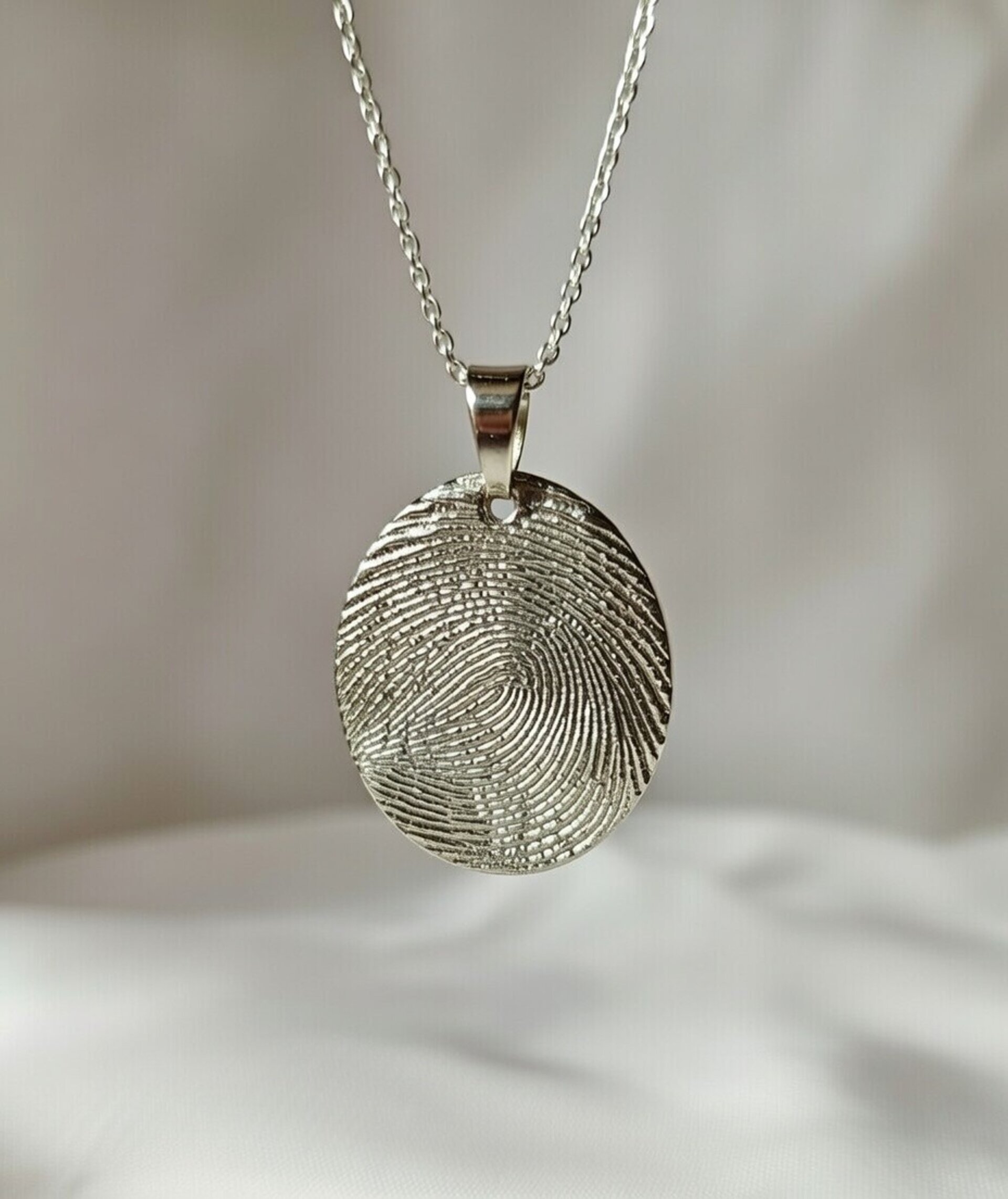 Collar con huella personalizada en plata | Joya única con significado - 4